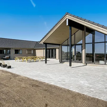 Completely Unique Luxury Home-sj750