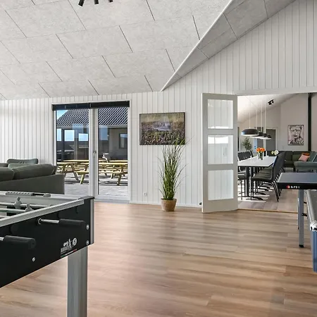 Completely Unique Luxury Home-sj750 Semesterbostad