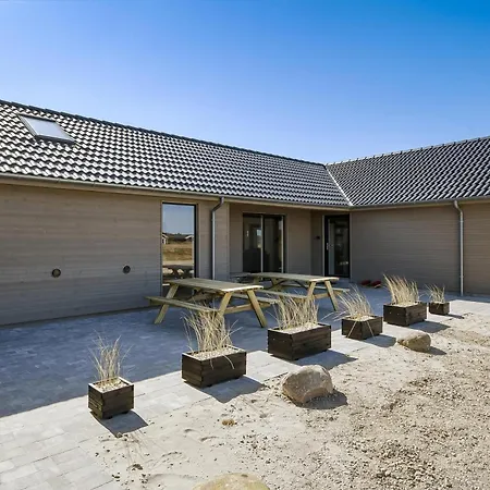 Completely Unique Luxury Home-sj750 Harboør